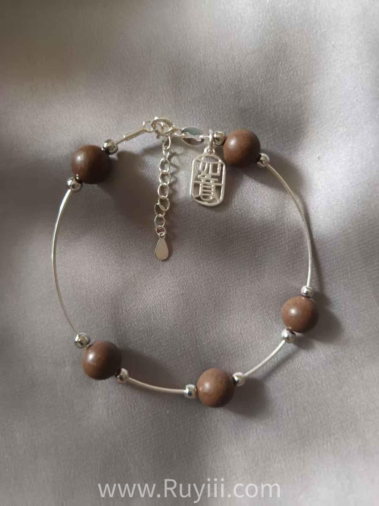 Five Blessings Customizable Silver Herbal Aromatherapy Bangle – Embrace Series
